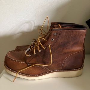 Red Wing Women Moc Toe